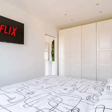 Apartment Sauna Relaxation